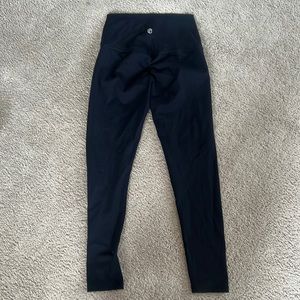 Born Primitive 7/8 Black leggings Women’s Size M, Wide Waist Band